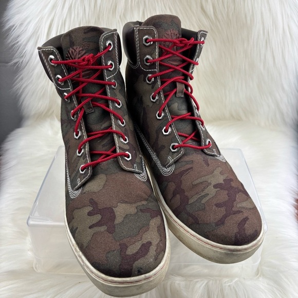 Timberland Brown and Red High-Top Boots - Picture 1 of 13